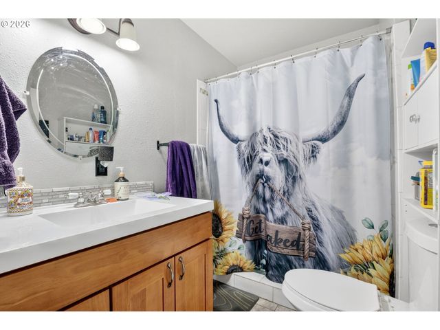 1609 Se 148TH Ave, Portland, OR 97233