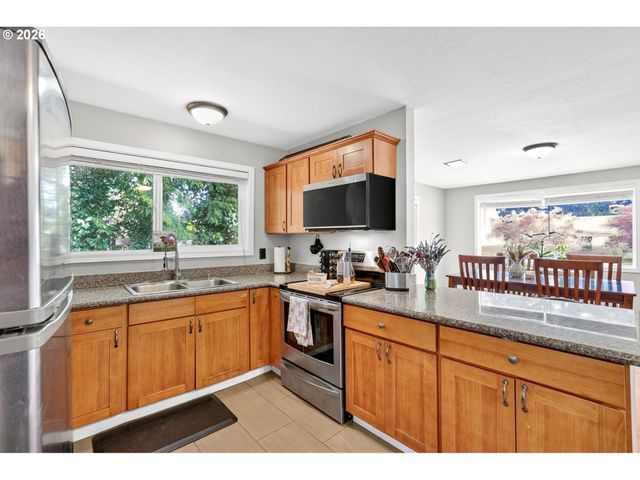 1609 Se 148TH Ave, Portland, OR 97233