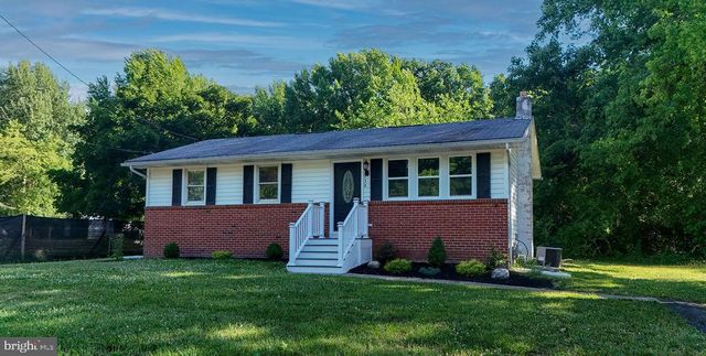 138 E DEL A VUE AVE, Carneys Point, NJ 08069