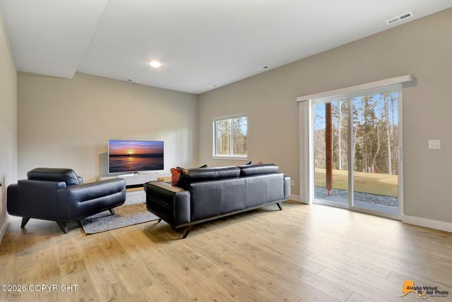 17975 Rivervista Road, Eagle River, AK 99577