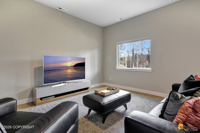17975 Rivervista Road, Eagle River, AK 99577