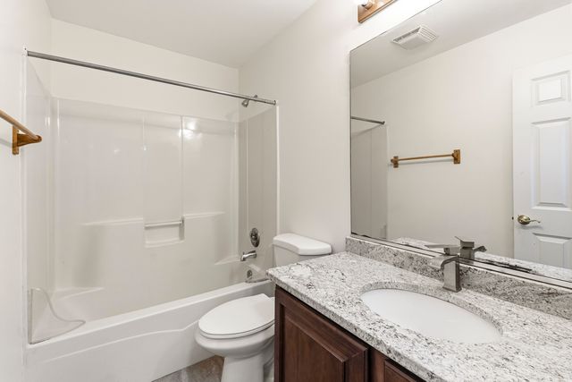 12716 S Meadow Lane, Plainfield, IL 60585