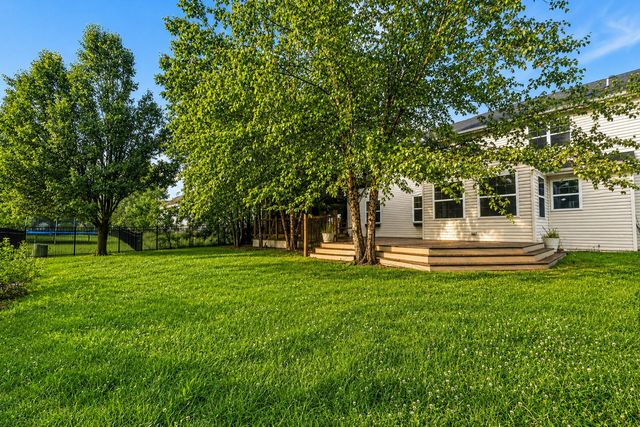 12716 S Meadow Lane, Plainfield, IL 60585