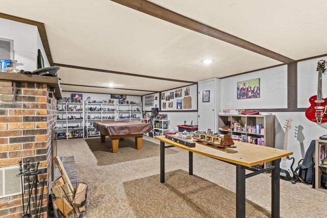 1118 E PARK HILLS DRIVE, Appleton, WI 54915