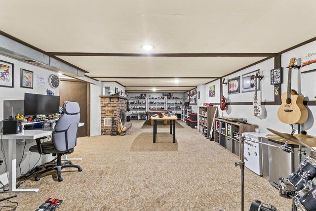 1118 E PARK HILLS DRIVE, Appleton, WI 54915