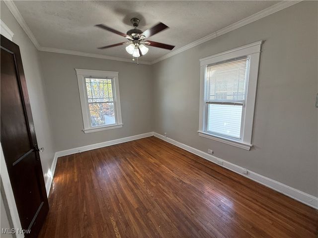 1275 Donald Avenue, Lakewood, OH 44107