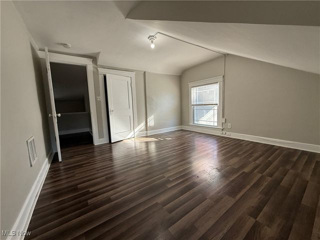 1275 Donald Avenue, Lakewood, OH 44107