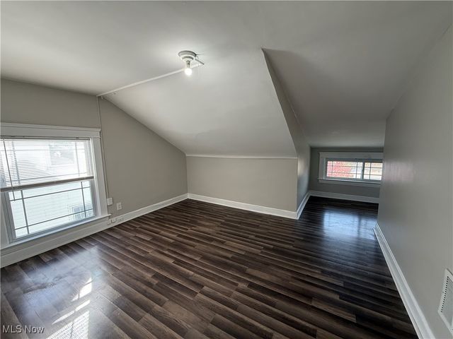 1275 Donald Avenue, Lakewood, OH 44107