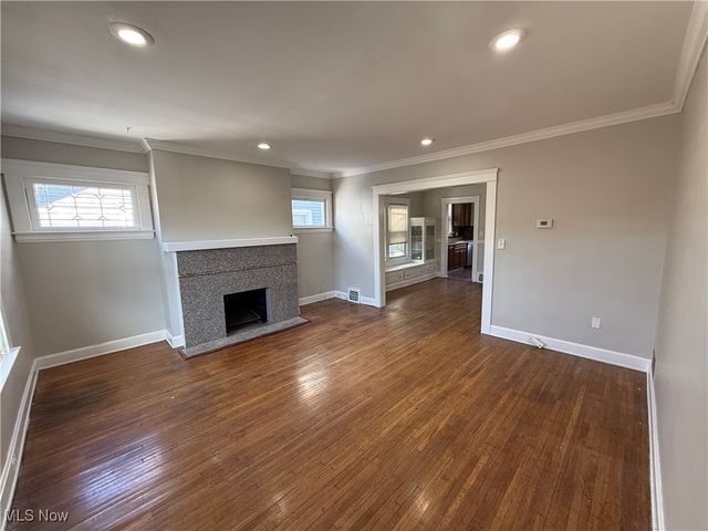 1275 Donald Avenue, Lakewood, OH 44107