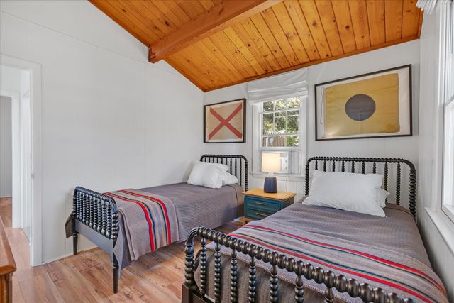 100 Hiawatha Road UNIT B, Wellfleet, MA 02667