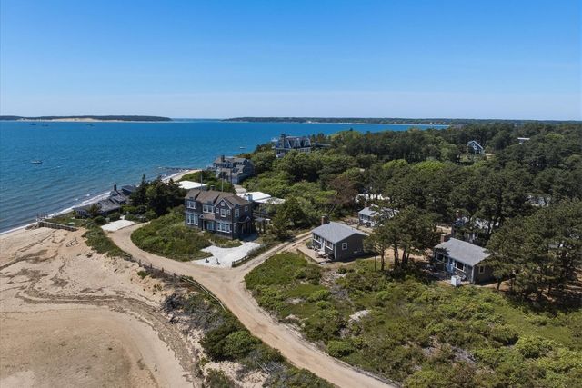 100 Hiawatha Road UNIT B, Wellfleet, MA 02667