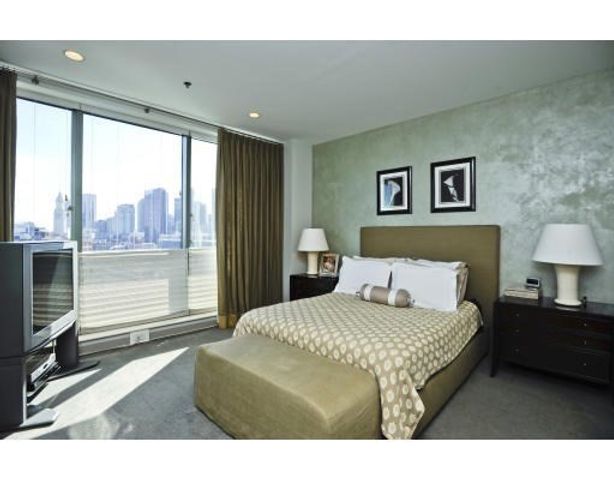 234 Causeway St 1012, Boston, MA 02114