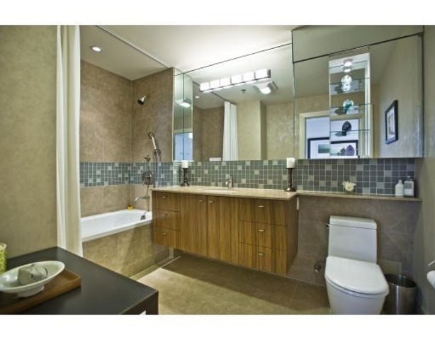 234 Causeway St 1012, Boston, MA 02114