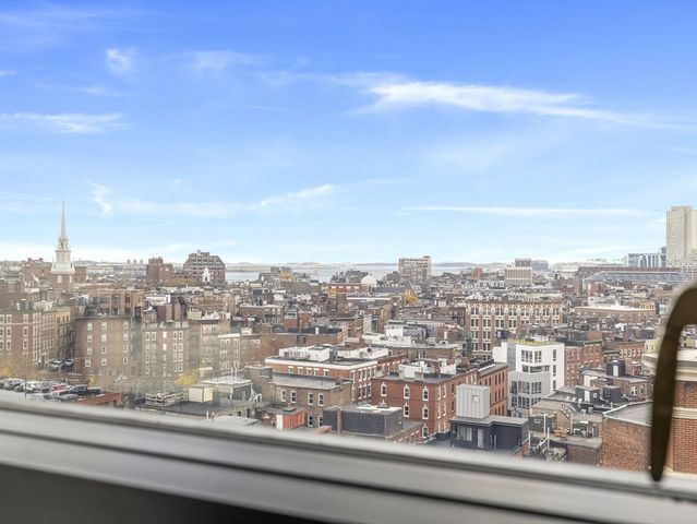 234 Causeway St 1012, Boston, MA 02114