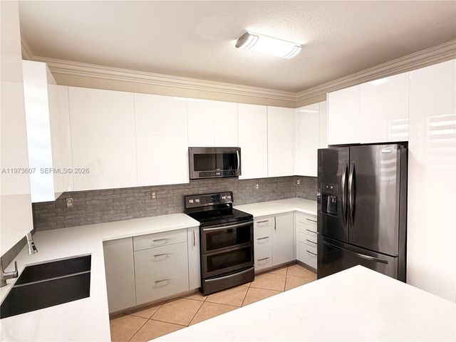 12877 SW 134th St, Miami, FL 33186