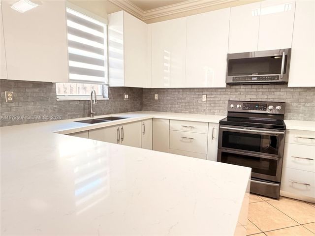 12877 SW 134th St, Miami, FL 33186