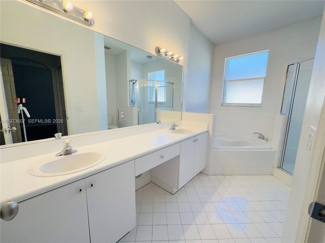 12877 SW 134th St, Miami, FL 33186