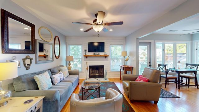 781 Lake Frances Drive, Charleston, SC 29412