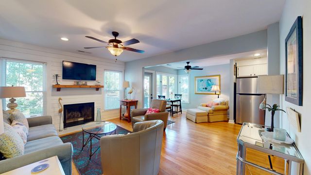 781 Lake Frances Drive, Charleston, SC 29412