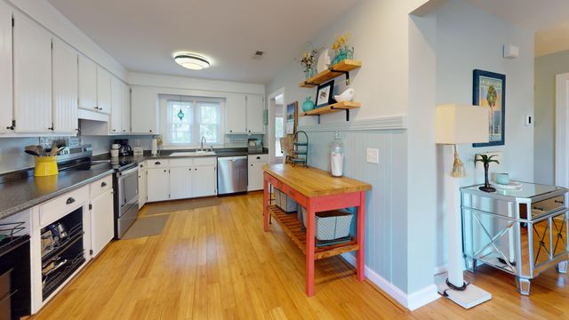 781 Lake Frances Drive, Charleston, SC 29412