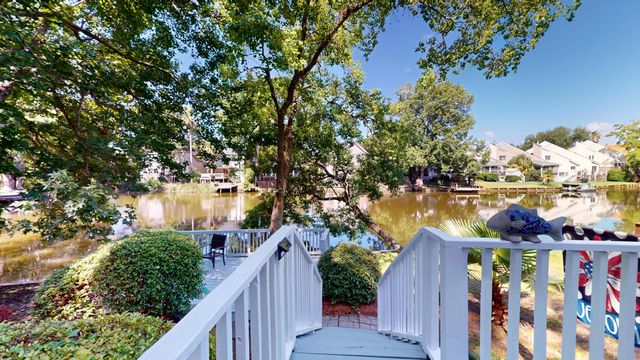 781 Lake Frances Drive, Charleston, SC 29412
