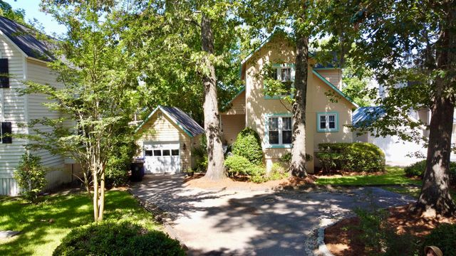 781 Lake Frances Drive, Charleston, SC 29412