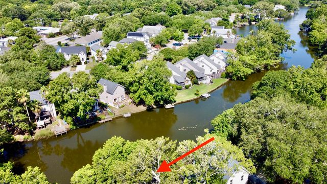 781 Lake Frances Drive, Charleston, SC 29412