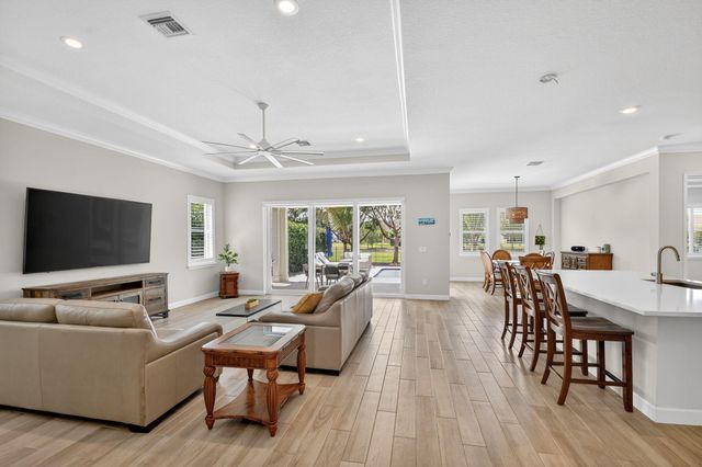 1055 Ember Ridge Run, Loxahatchee, FL 33470