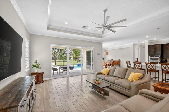 1055 Ember Ridge Run, Loxahatchee, FL 33470