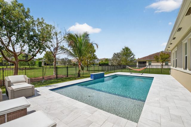 1055 Ember Ridge Run, Loxahatchee, FL 33470