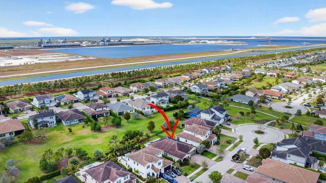 1055 Ember Ridge Run, Loxahatchee, FL 33470