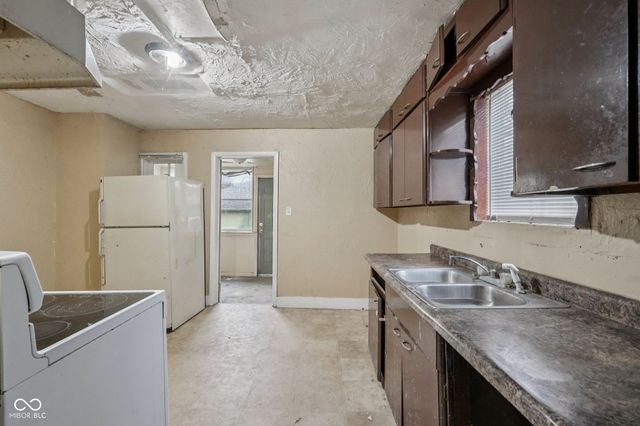 404 N Grant Avenue, Indianapolis, IN 46201