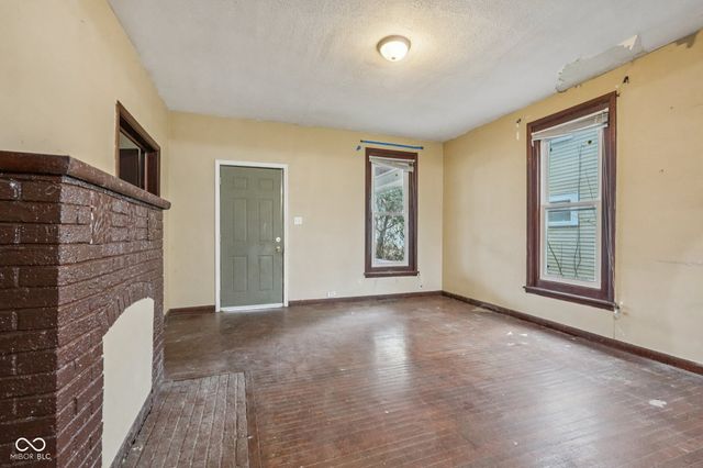 404 N Grant Avenue, Indianapolis, IN 46201