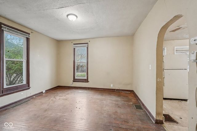 404 N Grant Avenue, Indianapolis, IN 46201