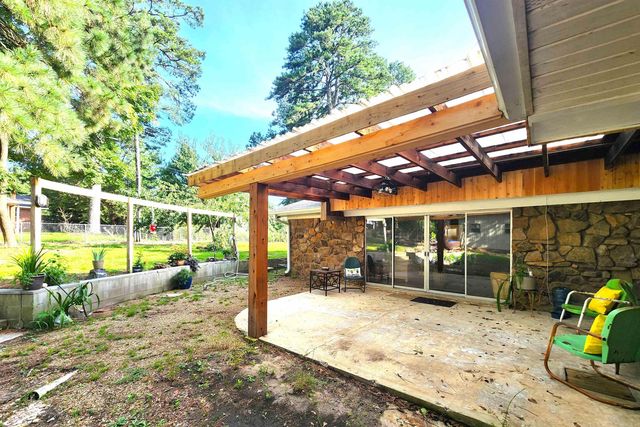 1203 Pine Circle, Smackover, AR 71762