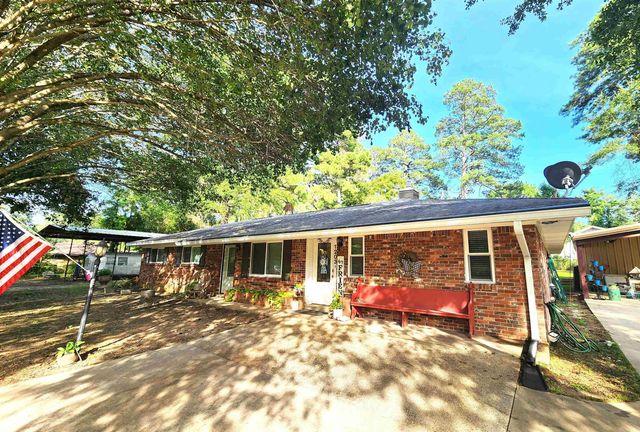 1203 Pine Circle, Smackover, AR 71762