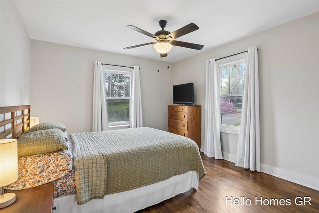 949 College Avenue, Grand Rapids, MI 49503