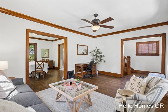 949 College Avenue, Grand Rapids, MI 49503