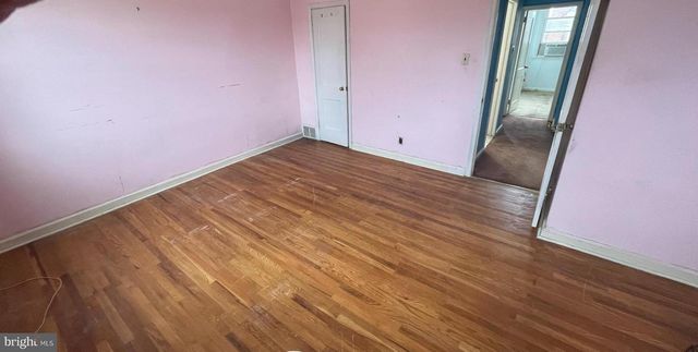 3042 FAIRFIELD ST, Philadelphia, PA 19136