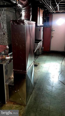 3042 FAIRFIELD ST, Philadelphia, PA 19136