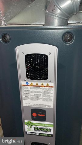 3042 FAIRFIELD ST, Philadelphia, PA 19136