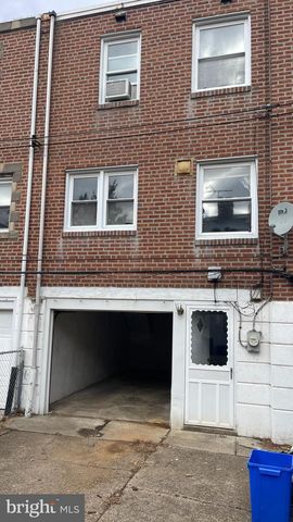 3042 FAIRFIELD ST, Philadelphia, PA 19136