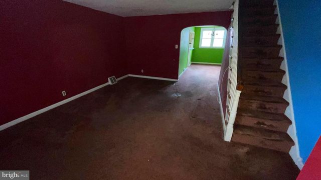 3042 FAIRFIELD ST, Philadelphia, PA 19136