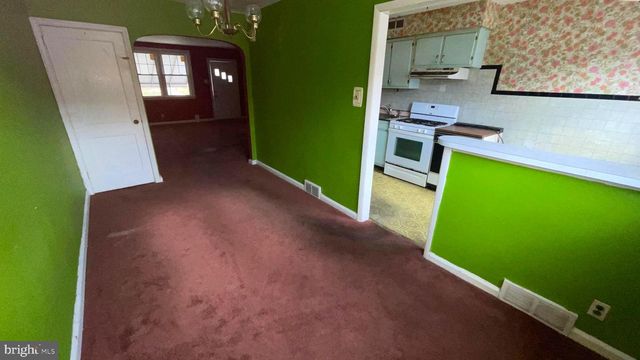 3042 FAIRFIELD ST, Philadelphia, PA 19136