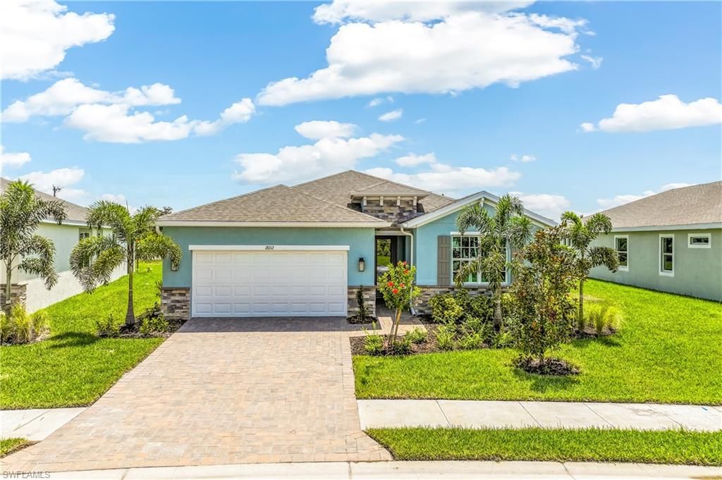 18212 Water Crossing DR, NORTH FORT MYERS, FL 33917 — exterior