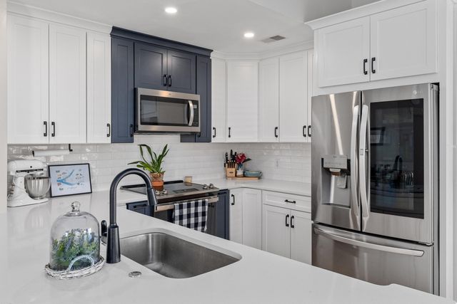 534 Beverly Drive, Summerville, SC 29485