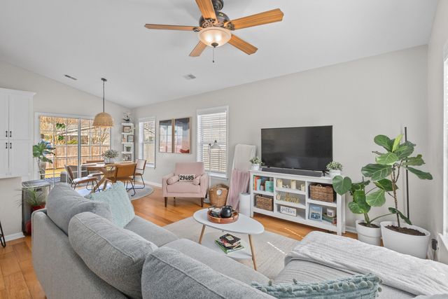 534 Beverly Drive, Summerville, SC 29485