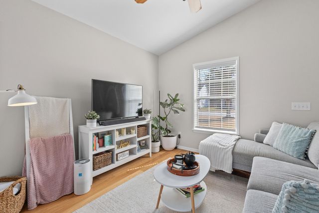 534 Beverly Drive, Summerville, SC 29485