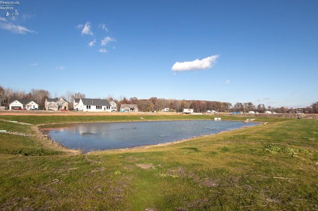 5843 Marcella Way, North Ridgeville, OH 44039