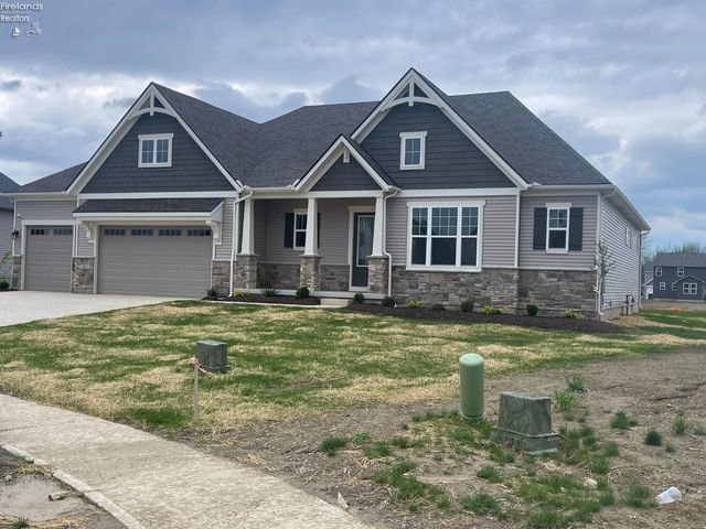 5843 Marcella Way, North Ridgeville, OH 44039